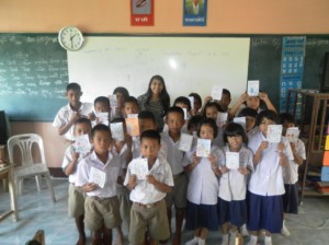 Chandni with her students